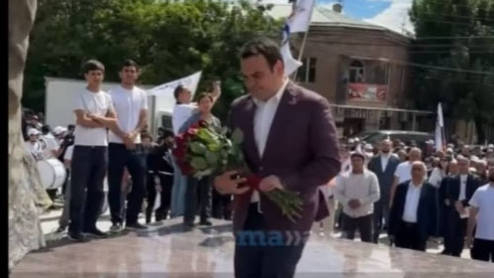 Արձանի խորհրդանիշը՝ ուժն է․ Նարեկ Կարապետյանը` Վազգեն Սարգսյանի մասին