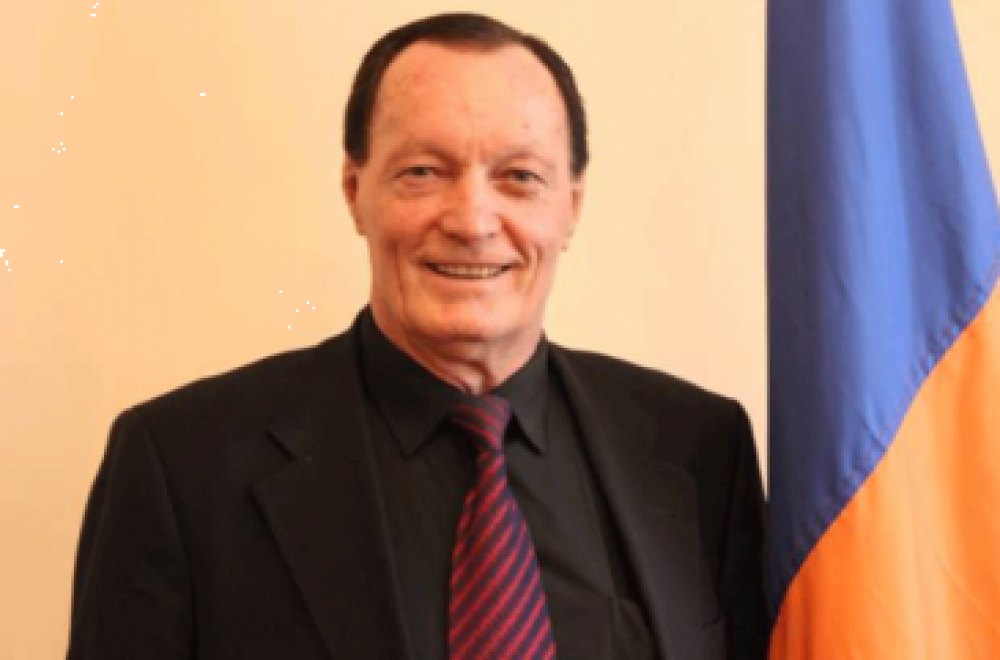 Հայկ Մարությանի որոշմամբ ֆուտբոլիստ Սերգեյ Բոնդարենկոն պարգևատրվել է ոսկե մեդալով