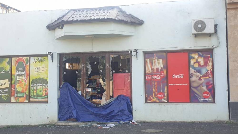 Կադրեր`գիշերը հրթիռակոծված Ստեփանակերտից