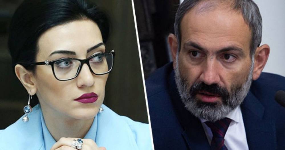 Հերիք չի քնում ես արթնանում ես , հայելու մեջ նայում ես, մեքենա նստում ես, հաց ուտում ես, խմում ես դու դեռ ցուցումներ ես տալիս, ու գալիս ես հանրային համարվող դավաճանական որջ ու խոսում ես