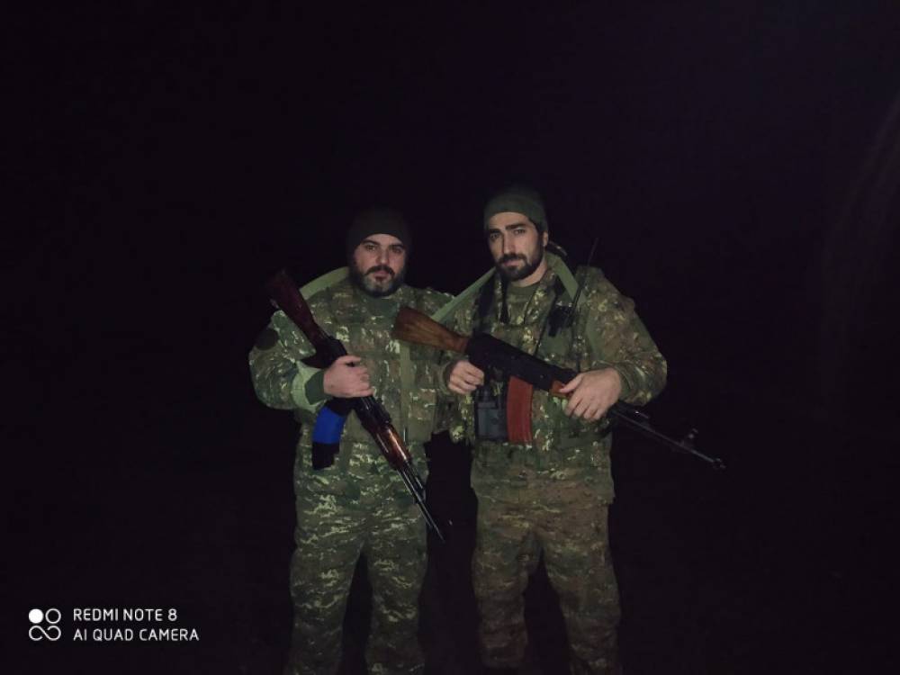 Հանդիպեցինք սեպտեմբերի 28-ին, ով կմտածեր, որ նոյեմբերի 7-ին տղերքի մոտ գնալուց կրկին կհանդիպենք․ Լևոն Քոչարյանն առաջնագծում է