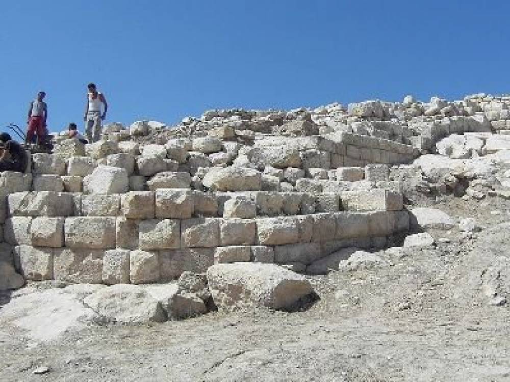 Տիգրանակերտն անցել է Ադրբեջանին, հնագիտական պեղումների արդյունքում հայտնաբերված նյութն ապահով տեղում է․Համլետ Պետրոսյան