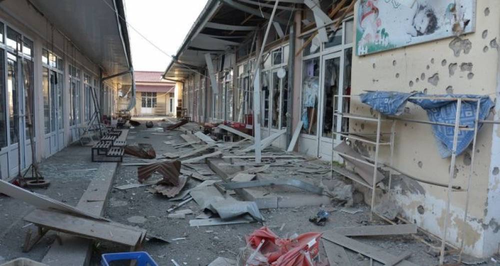 Ստեփանակերտի 40 տոկոսն ավերվել է, բայց բնակչության զգալի մաս չի լքում հայրենի քաղաքը. «Հրապարակ»