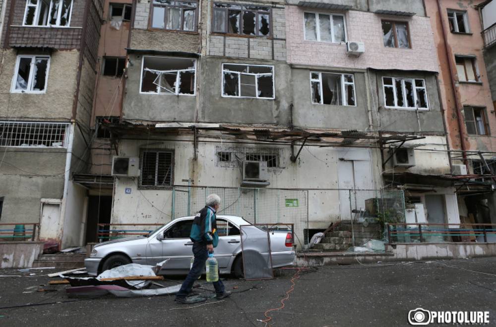 Հրետակոծության հետևանքով բնակարաններից զրկված քաղաքացիներին ԱՀ կառավարությունը կտրամադրի ժամանակավոր կացարաններ