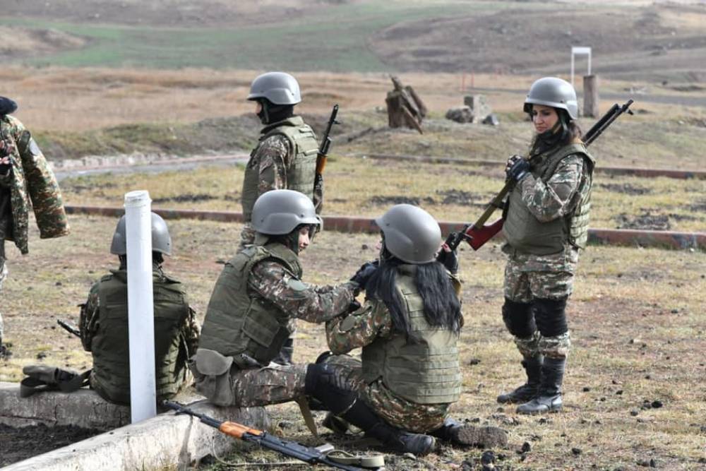 Մեր ջոկատը տասնօրյա մարզումներից հետո պատրաստ է մարտական առաջադրանքի կարարման. Աննա Հակոբյան (լուսանկարներ)