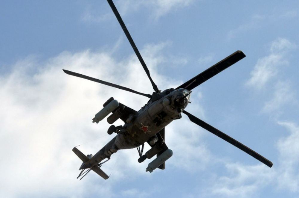 Ռուսական ուղղաթիռներն ուղեկցել են դեպի ԼՂ ուղևորվող խաղաղապահների ավտոշարասյուները (տեսանյութ)