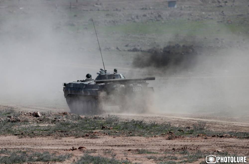 Հարավ-արևելյան ուղղությամբ հակառակորդը փորձել է առաջնագծին մոտեցնել զրահատեխնիկա. թշնամական շարասյուները հայտնաբերվել և ոչնչացվել են. Արցախի ՊԲ