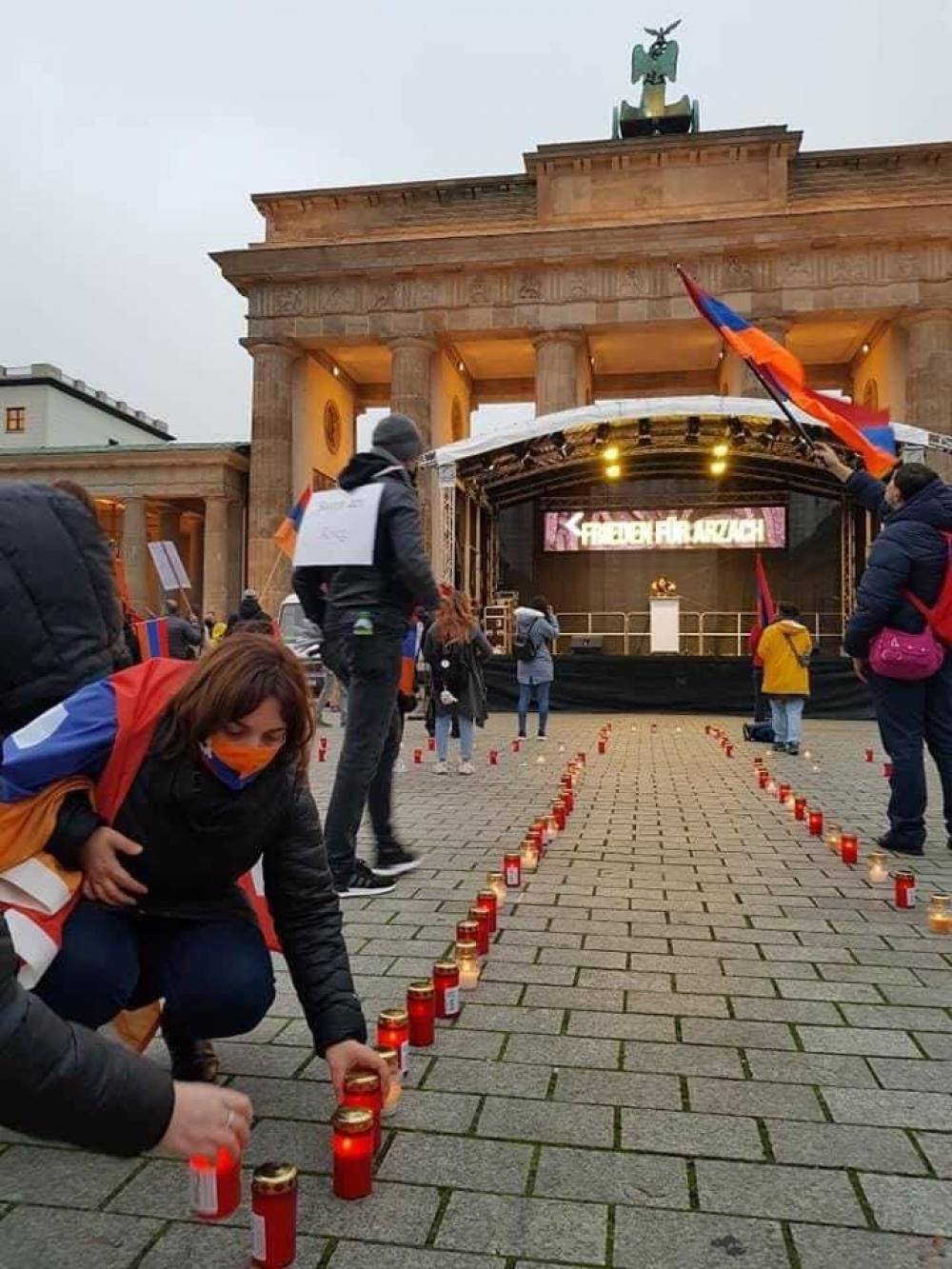 Գերմանիայի հայ համայնքը բողոքի ակցիա է անցկացրել՝ դատապարտելով Արցախի ու Հայաստանի դեմ Ադրբեջանի և Թուրքիայի ագրեսիան (լուսանկարներ)