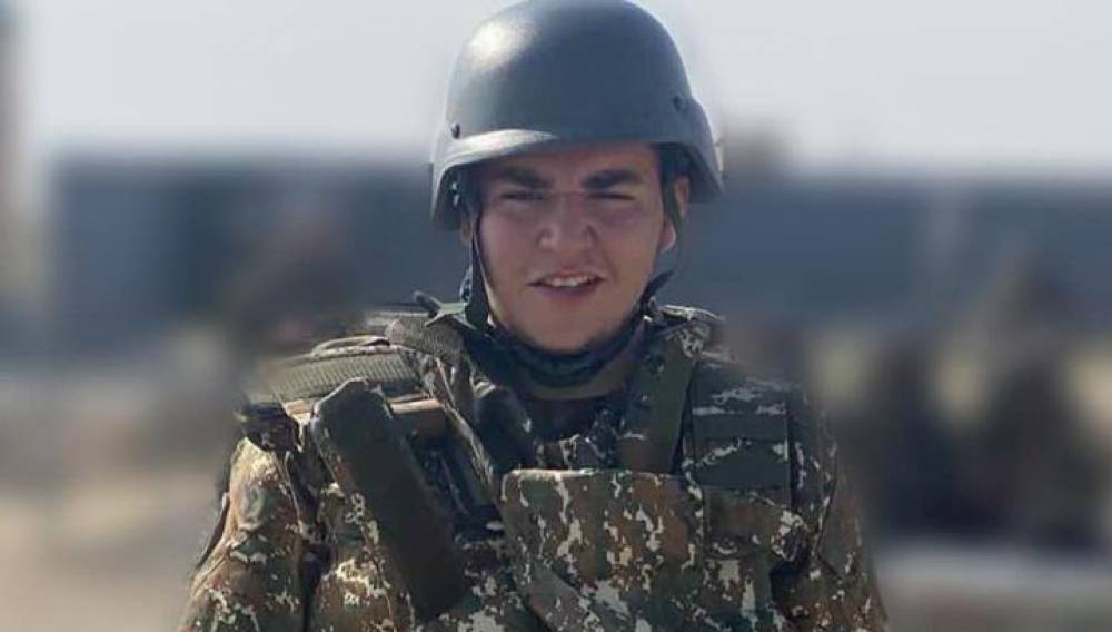 Մամ, մինչև չհաղթենք չեմ գալու. Նոնա Վանեցյանը հրապարակել է որդու լուսանկարը