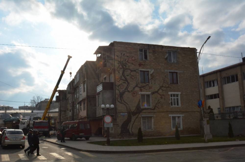 Վերականգնվող Ստեփանակերտը. պատերազմական գործողություններից հետո ավերված բնակարաններն ու հանրային ու կենսական նշանակության ենթակառուցվածքները վերականգնման փուլում են․ Արցախի ԱԻՊԾ