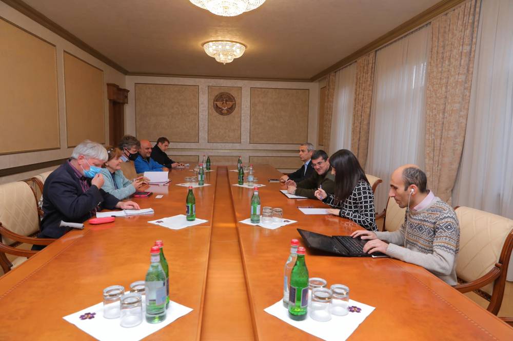 Արայիկ Հարությունյանը Քերոլայն Քոքսին ներկայացրել է ադրբեջանա-ղարաբաղյան հակամարտության շուրջ վերջին զարգացումները