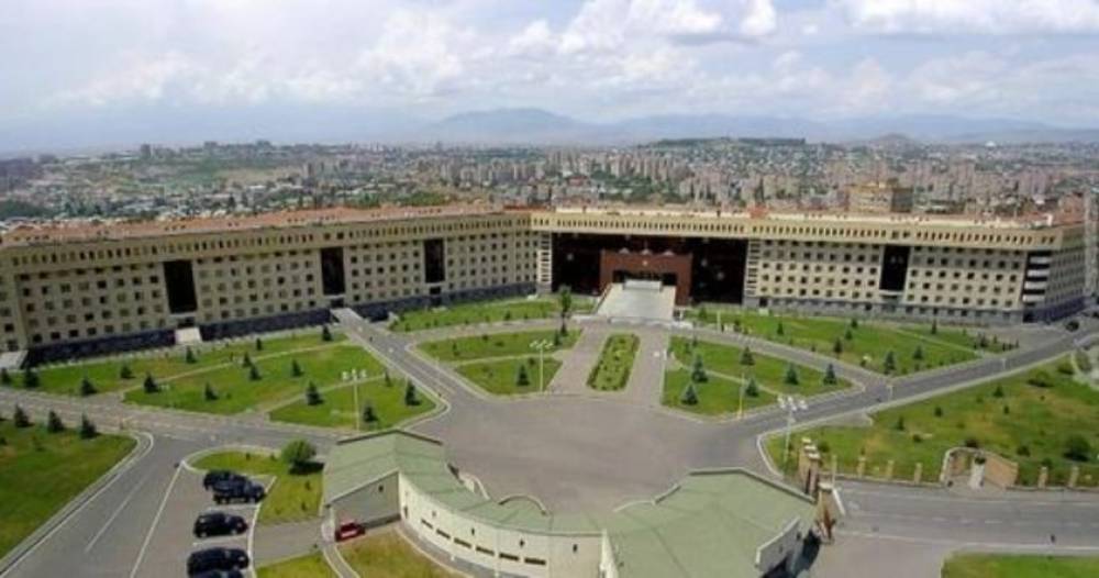 Ադրբեջանի ԶՈՒ ստորաբաժանումները կրակ են բացել հայ-ադրբեջանական սահմանի ուղղությամբ․ ՊՆ