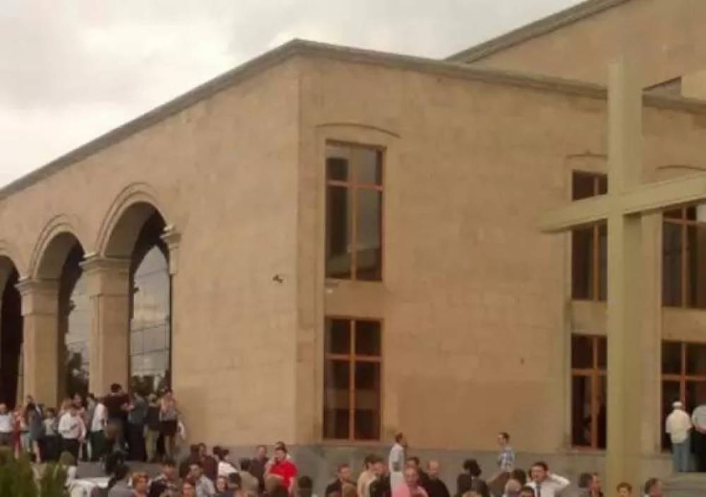 Թբիլիսյան խճուղու «Կյանքի խոսք» եկեղեցում 32-ամյա կինը դանшկահարել է 57-ամյա մորաքրոջը