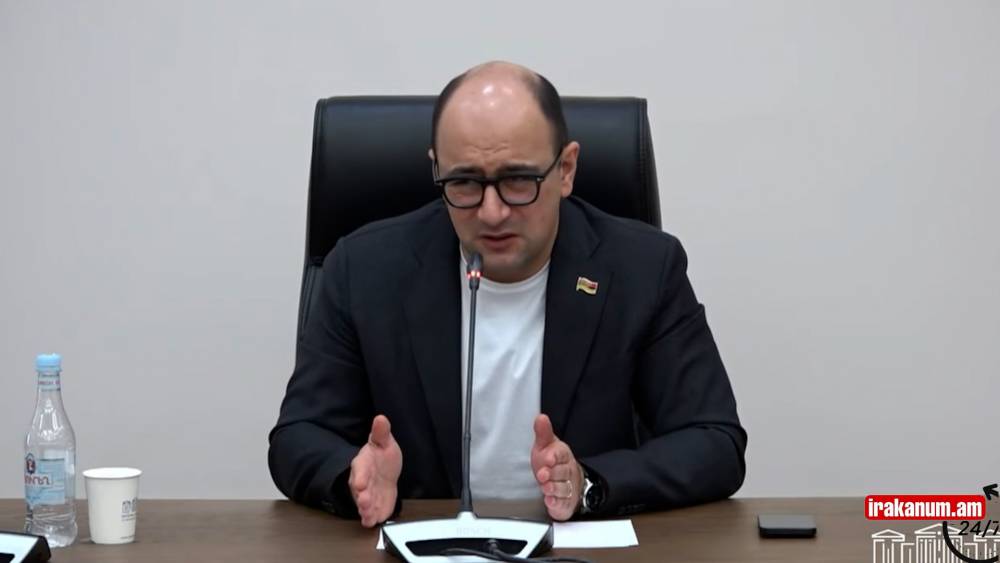 Էդ զազրախոսը, ինքն է սկսել հայհոյանքը. ինչպես պատասխանեց Փաշինյանին Մամիջանյանը