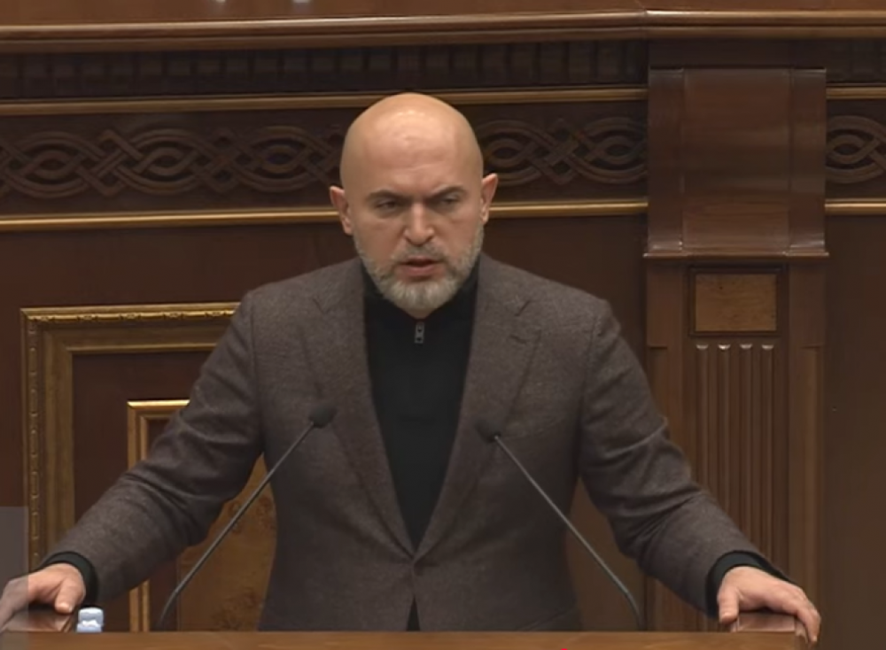 Իհարկե Փաշինյանն է «մայր մեղուն» էս քխ վիճակի, բայց «դանոսներն» ովքե՞ր են գրել, դրանց անունները պիտի տրվի. Աշոտյան