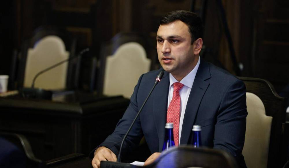 ՔՊ-ական Արգիշտի Մեխակյանը գնում է ընտրատեղաս․ինչ է կատարվում․ՈՒՂԻՂ