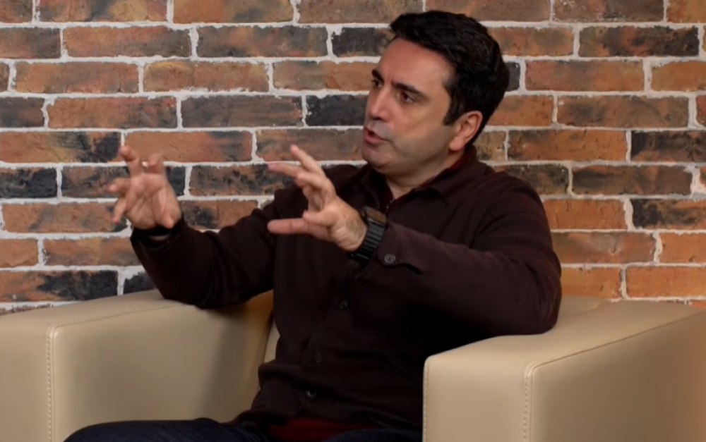 Հայաստանի զինված ուժերը մոտ 110 կմ-ի չափով տեղակայված են Ադրբեջանի տարածքում․ Ալեն Սիմոնյան