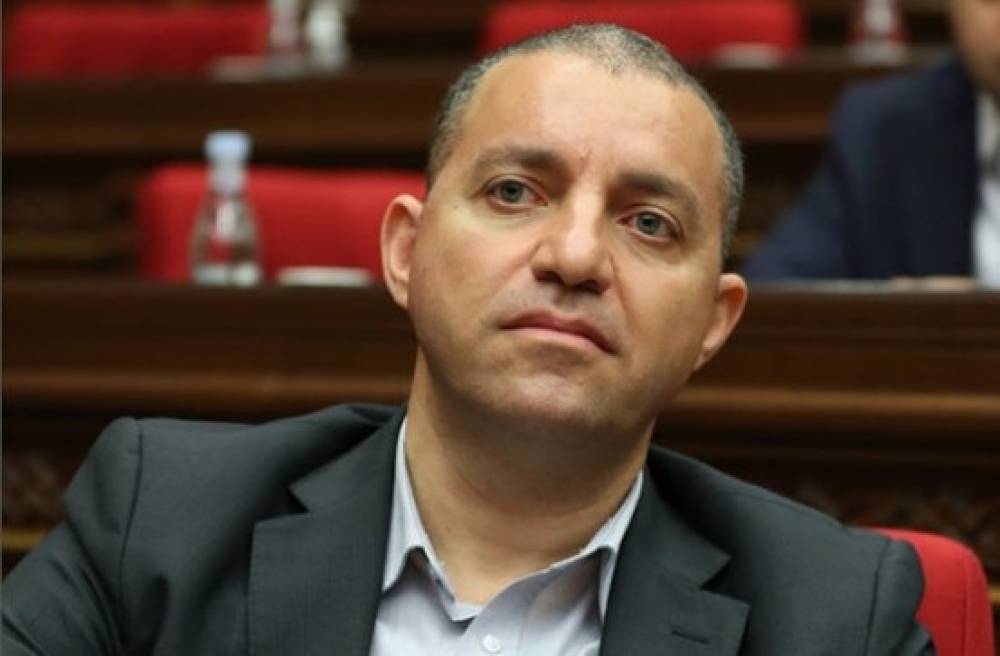 Ինչու է ձերբակալվել Վահան Քերոբյանը. Քննչական կոմիտեն մանրամասներ է հաղորդել