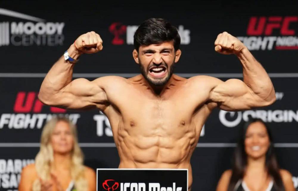 Ծառուկյանը UFC-ից ստացել է 400 հազար դոլար, Չիմաեւից՝ 150-հազարանոց ժամացույց նվեր (տեսանյութ)