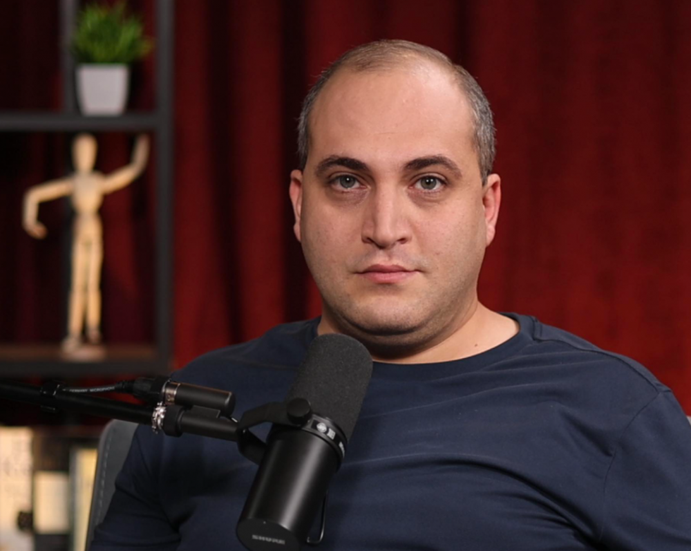 Կռիվը կիսատ չեմ թողնելու, ես իմ և մեր բոլորի երեխաներին նիկոլով Հայաստան թողնելու ո՛չ մտադրություն, ո՛չ էլ իրավունք ունեմ. Նարեկ Սամսոնյան