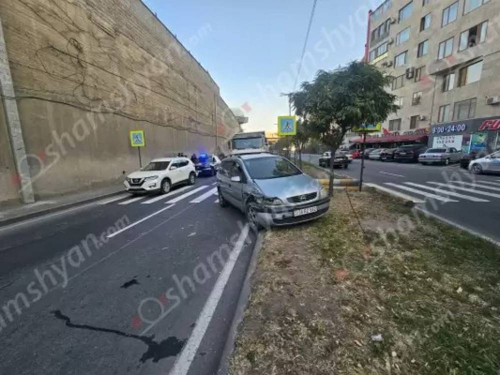 Մեքենան վրաերթի է ենթարկել հետիոտնի, հայտնվել կանաչ խոտածածկի վրա․ վիրավոր կա