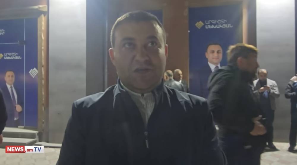 ՏԵՍԱՆՅՈՒԹ Մեխակյանը կընտրվի, ես էլ հանգիստ կգնամ Գավառ, որ Էջմիածինն էլ փրկվեց. Նարեկ Գրիգորյան