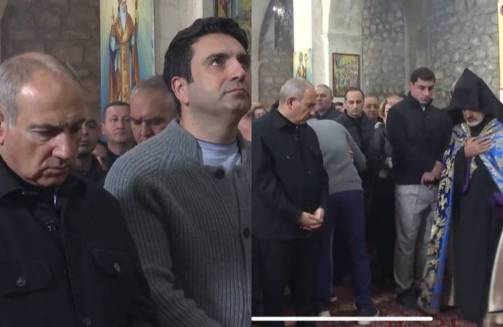 Նիկոլ Փաշինյանի մասնակցությամբ պատարագին ներկա է նաև Աբրահամ Սրբազանը