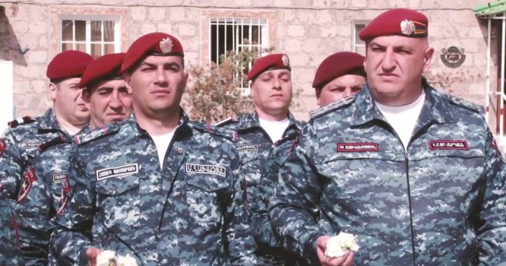 Չնայած սահմանին ստեղծված ծանր իրադրությանը՝ Ոստիկանության զորքերի զորամասերը որևէ ձևով մասնակցություն չեն ցուցաբերում ուժերը համալրելու գործում