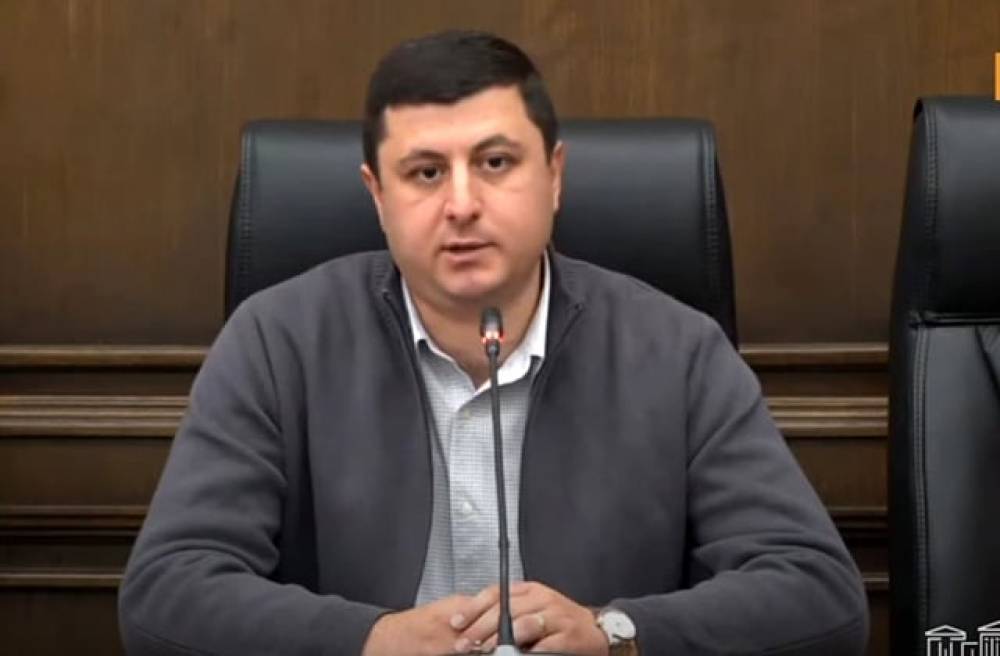 «Մի կողմից ունենք 200-ից ավել զոհված հայրենակից, հսկայական տարածքային կորուստներ, մյուս կողմից՝ բարոյականության սահմանները վաղուց հատած իշխանություն». Տիգրան Աբրահամյան