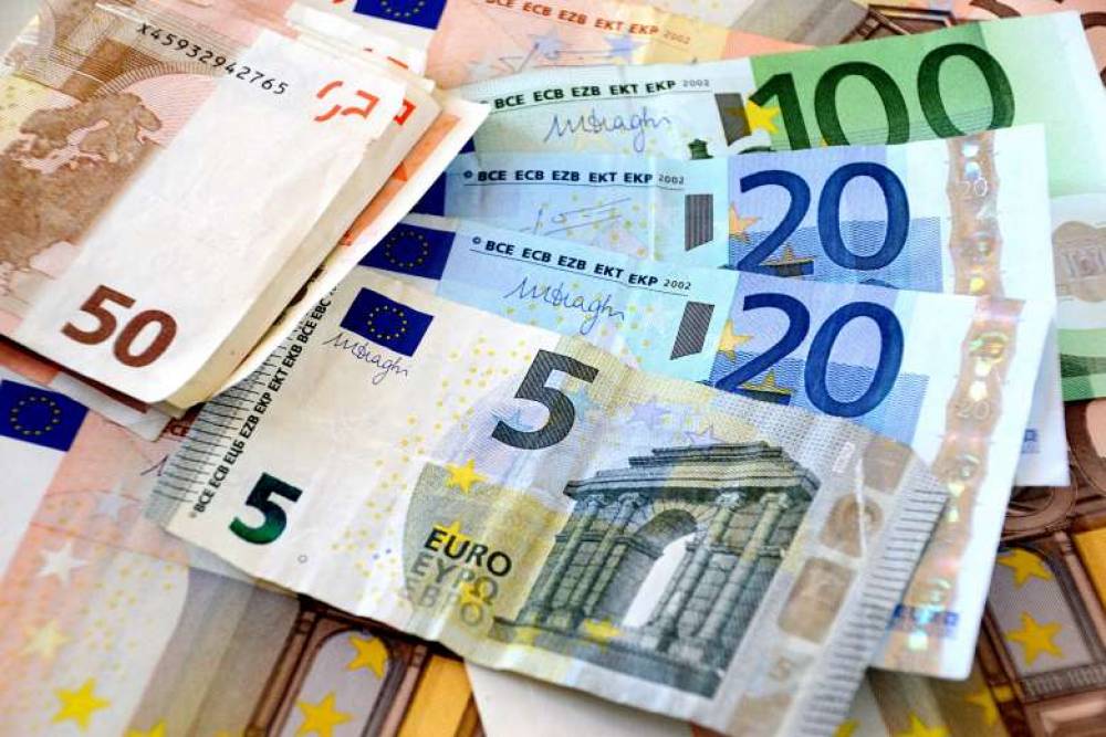 Դոլարի գինը շարունակում է անհավանաան բարձրանալ