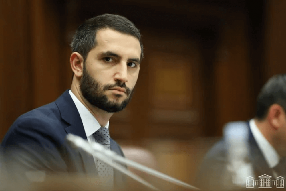 Ավելի դավաճանական բան ասելու մրցակցության մեջ առայժմ հաղթում է Քոչարյանը. Ռուբեն Ռուբինյան