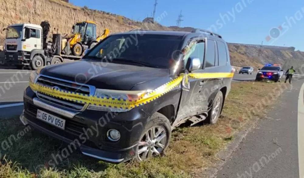 5 վիրավոր. «Արծվի թևեր»-ի հարևանությամբ բախվել են «Toyota Land Cruiser»-ն ու «Opel Zafira»-ն