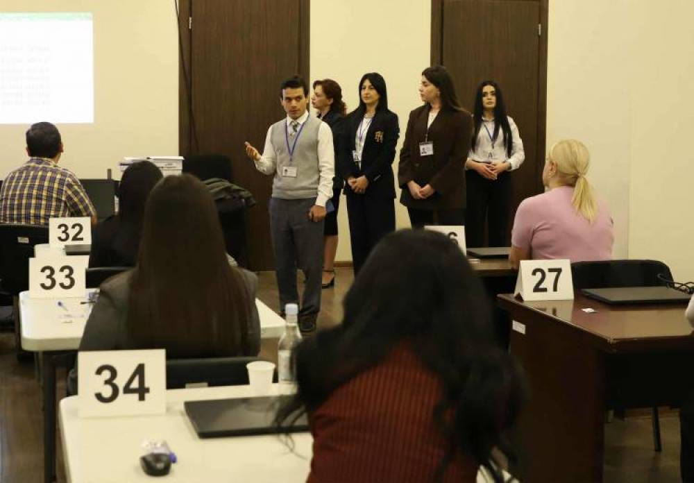 36 թեկնածուն էլ կտրվել է քննությունից, այդ թվում Գալյանի խորհրդականն ու Ալեն Սիմոնյանի օգնականը․ «Հրապարակ»