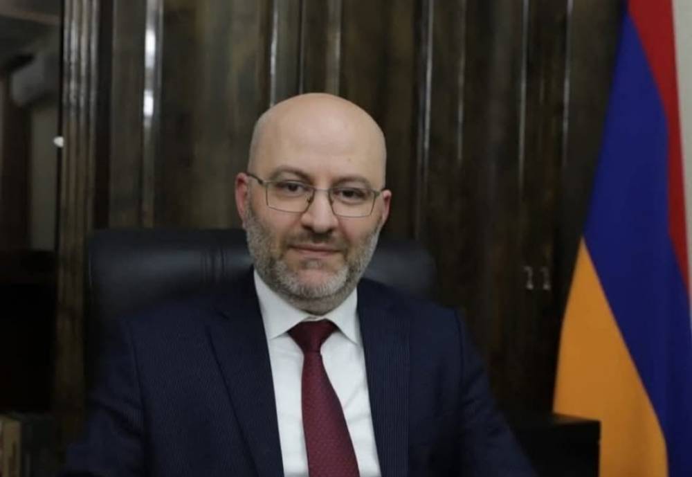 Գյումրեցին ուրիշ «խասյաթ» ունի՝ համառ է, բնույթով փոքր ինչ կոշտ, բայց նուրբ է հոգով. Շիրակի մարզպետը շնորհավորել է Գյումրու օրվա առթիվ