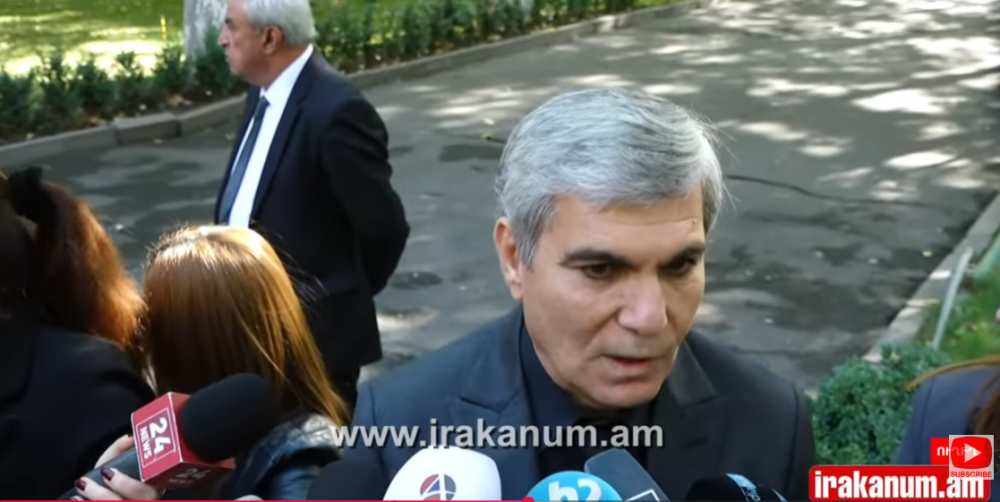 Դուք հաշտ ե՞ք Արցախը հանձնած իշխանության հետ. լրագրողը՝ Արամ Սարգսյանին