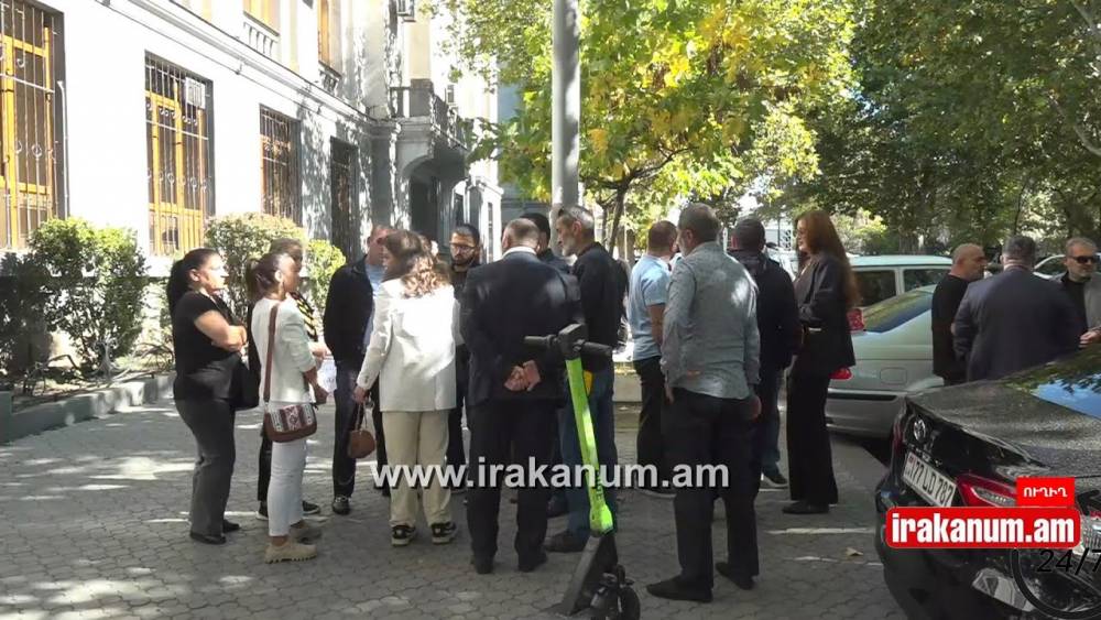 Զոհված և անհետ կորած զինծառայողների հարազատների բողոքի ակցիան․ՈՒՂԻՂ