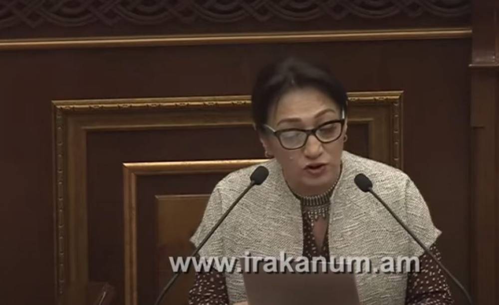 Ադրբեջանը սպառազինվում է. հիմա ասեք, թե դա ինչ կապ ունի խաղաղության հետ. Գալստյանը'ՔՊ-ականներին