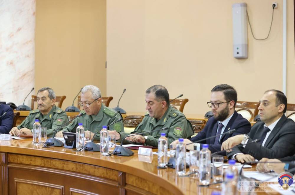 Էդվարդ Ասրյանի գլխավորությամբ կայացել է զինծառայողների գաղափարական դաստիարակությանը նվիրված կոնֆերանս
