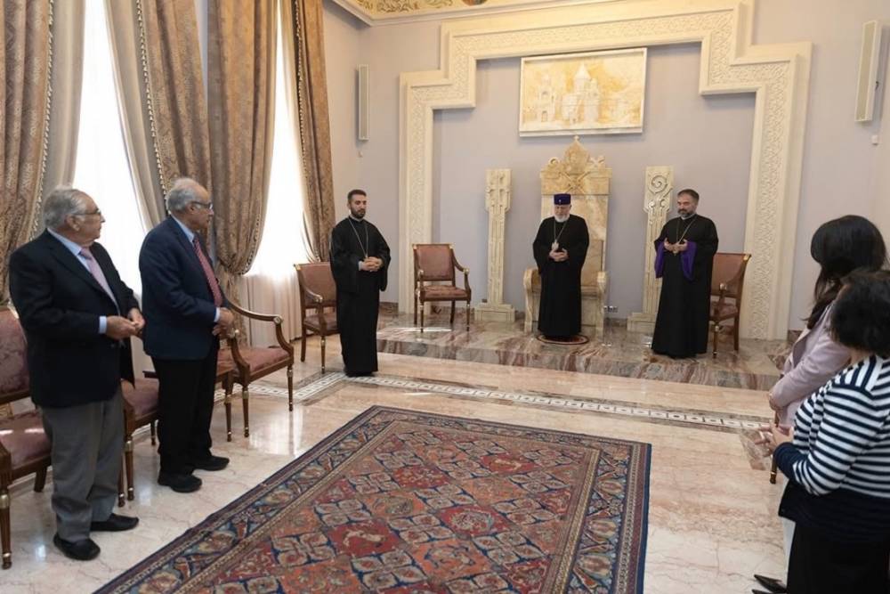 Հայոց Հայրապետը կարևորել է սփյուռքի ազգային կառույցների դերը