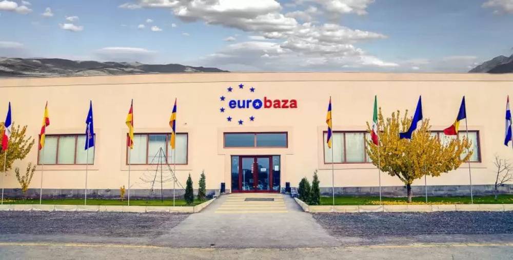 Երևանում թալանել են «Եվրոբազա»-ն. կոտրել են չհրկիզվող պահարանն ու ու գողացել 13 միլիոն դրամ
