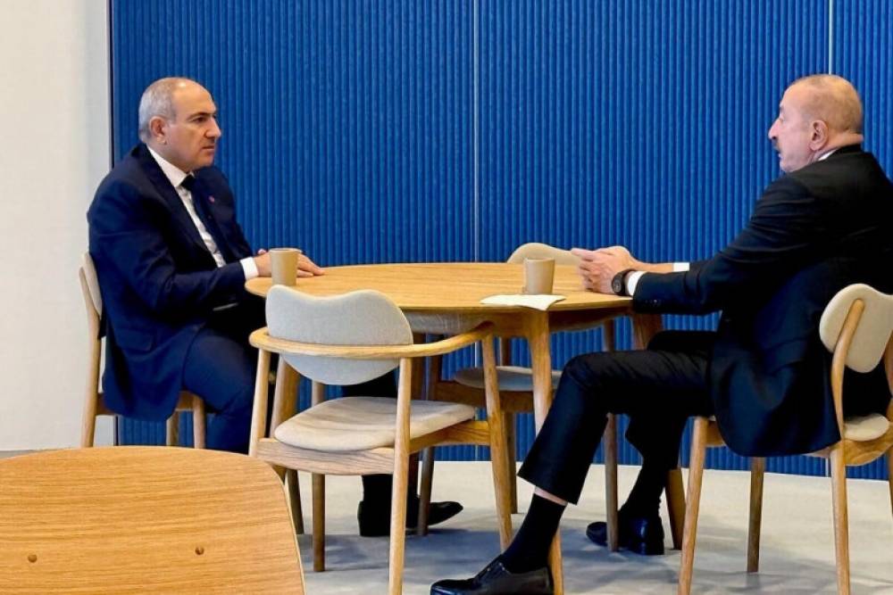 Փաշինյանը խնդրում է, Ալիևը՝ կրկնում. «Զանգեզուրի միջանցքը»՝ որպես նոր տրիգեր. «Փաստ»