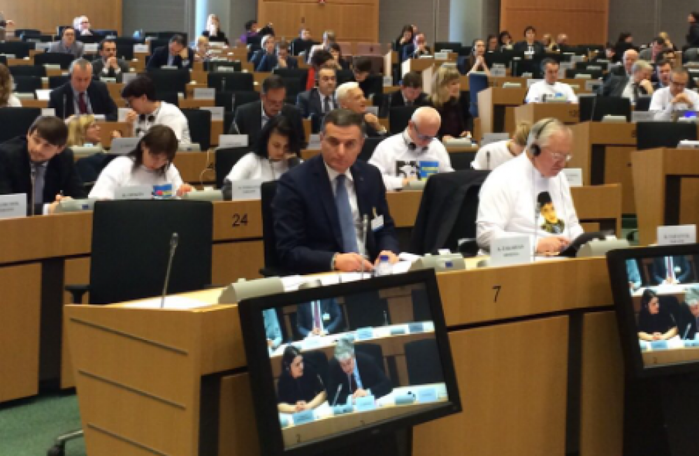 Անկեղծորեն մտածում եմ, որ շատերդ տեղեկացված եք, թե ի՞նչ վիճակում է քաղաքական իրավունքի հարցերը ՀՀ-ում․ Արտակ Զաքարյանի նամակը՝ «Եվրանեսթ»-ի մասնակիցներին