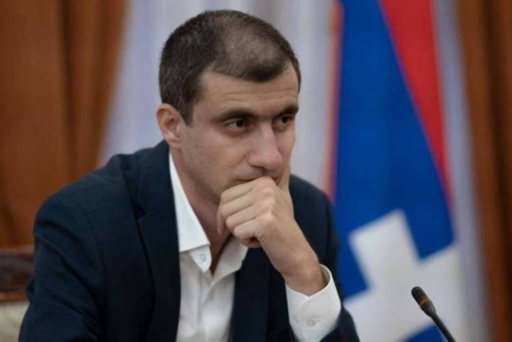 Արցախը հանձնած ադրբեջանական քարոզիչները Երևանում ընդունել են իրենց իրական քույրերին և եղբայրներին. Առաքելյան