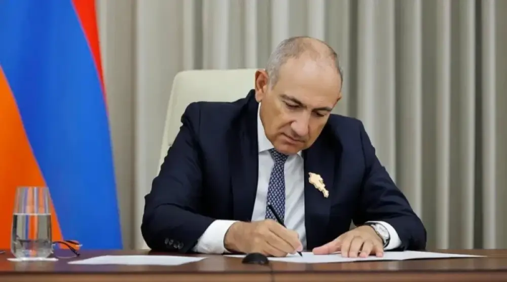 Փաշինյանը վարչապետի աշխատակազմի արձանագրային բաժնի պետ է նշանակել