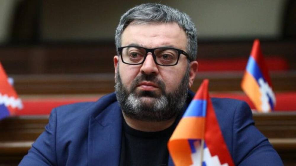 Իշխանություններն անցողիկ են, հայրենիքը, Հայ Առաքելական Սուրբ Եկեղեցին և մեր հերոսները՝ հավերժական