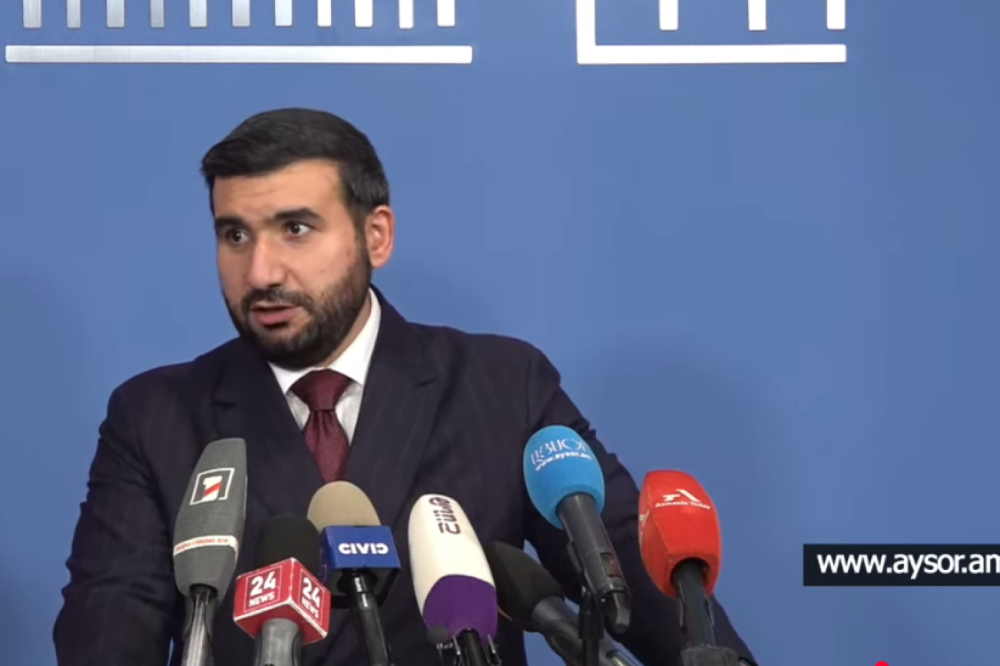 Արտահերթ ընտրություններ անցկացնելու հարցը պետք է քննարկվի նոր Սահմանադրությունը ԱԺ բերելուց հետո. Ալեքսանյան
