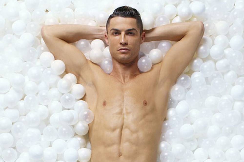 Քրիշտիանու Ռոնալդուն մերկացել է գովազդի համար
