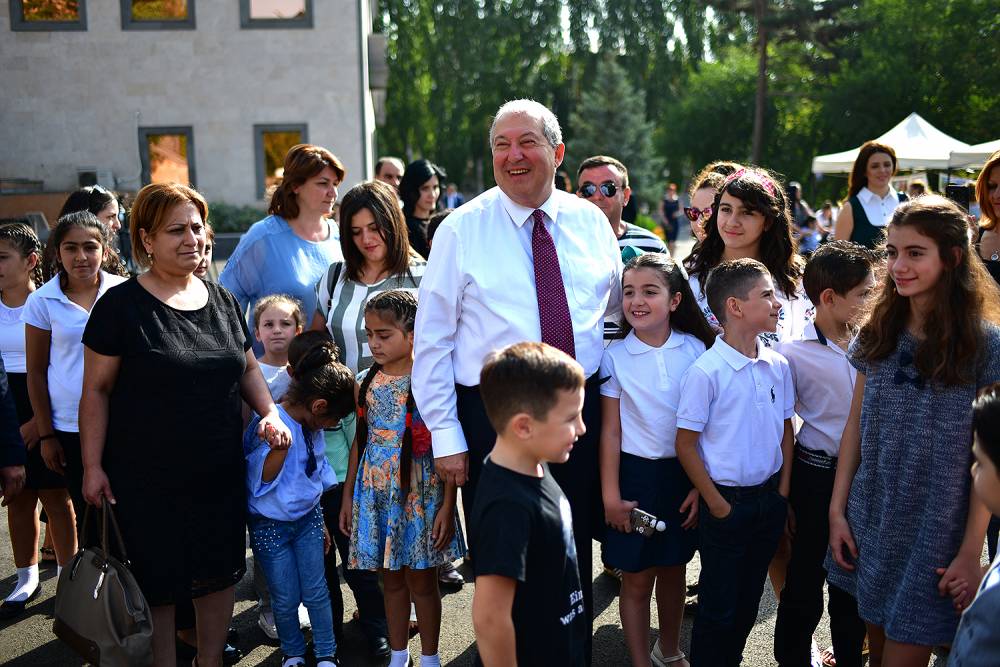 Գիտելիքի օրվա կապակցությամբ նախագահական նստավայրում հյուրաընալվել էին երեխաները