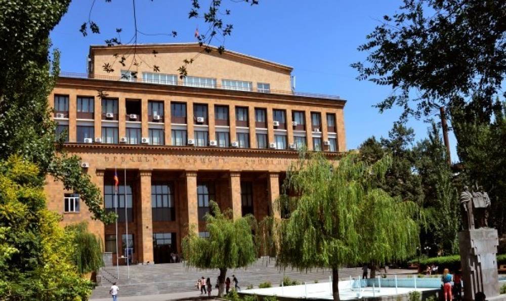 ԵՊՀ-ում վերջին նշանակումները բացառապես քավոր-սանիկ-բարեկամ տիրույթից են. «Ժամանակ»