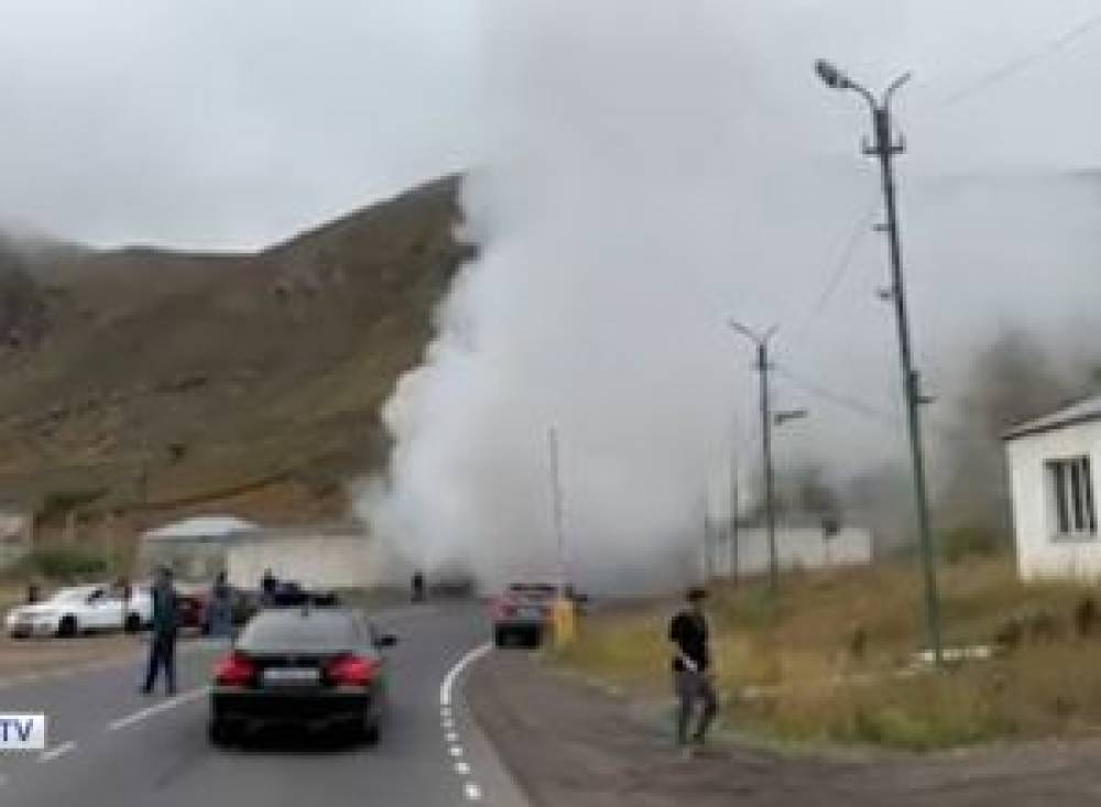 Դիլիջանի թունելից ծխի ամպ է բարձրանում